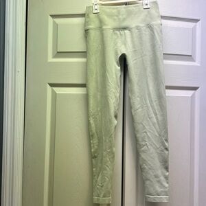 Buffbunny BBL Seamless High Rise Under Glute Contour Workout Leggings Pistachio